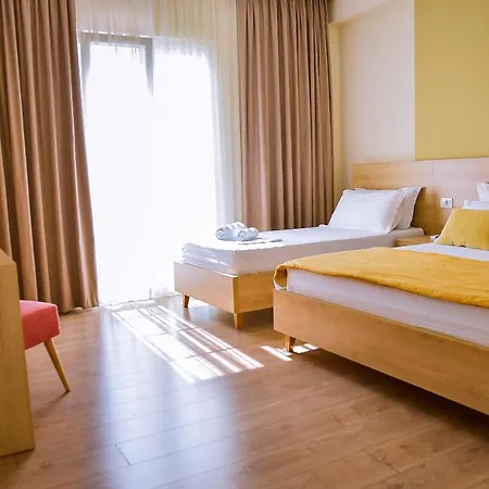 Hotel Airport Garden Rinas