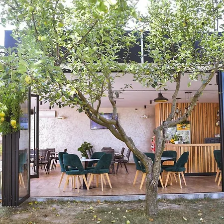 Airport Garden Hotel Rinas
