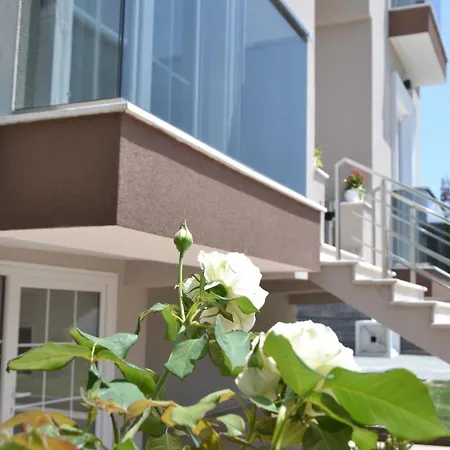 Airport Garden Hotel Rinas