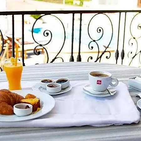 Airport Garden Hotel Rinas