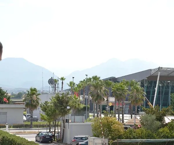 Airport Garden Hotel Rinas