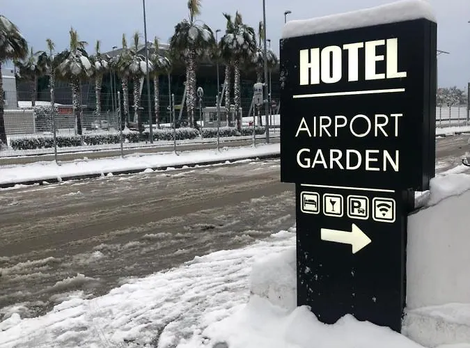 Airport Garden 3* Rinas