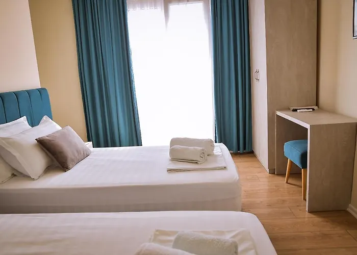 Airport Garden Hotel Rinas